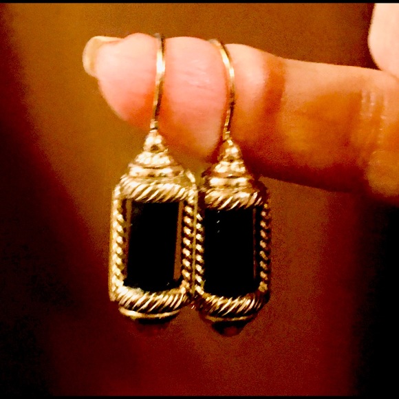 Onyx and Amber Lever Back Earrings - Picture 4 of 5